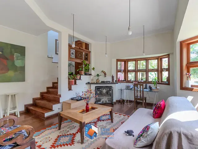 Casa com 800m² 3 quartos e 3 banheiros, à venda, no bairro Fazenda da Ilha em Embu-guaçu