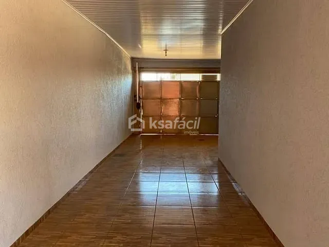 Casa com 280m² 2 quartos e 1 banheiro, à venda, no bairro Bonjardim em Campo Grande