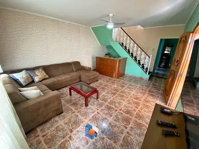 Casa com 315m² 3 quartos e 4 banheiros, à venda, no bairro Jardim Irajá em Ribeirão Preto