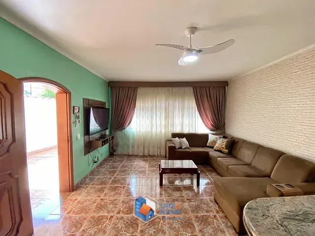 Casa com 315m² 3 quartos e 4 banheiros, à venda, no bairro Jardim Irajá em Ribeirão Preto