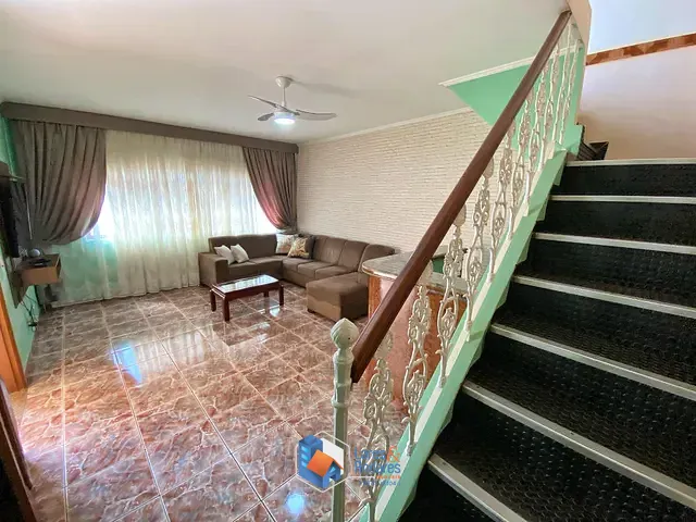 Casa com 315m² 3 quartos e 4 banheiros, à venda, no bairro Jardim Irajá em Ribeirão Preto