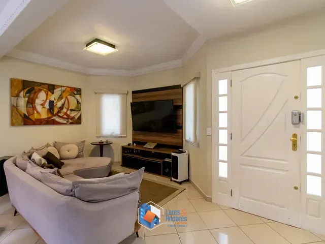 Casa com 254m² 3 quartos e 5 banheiros, à venda, no bairro Torres Tibagy em Guarulhos
