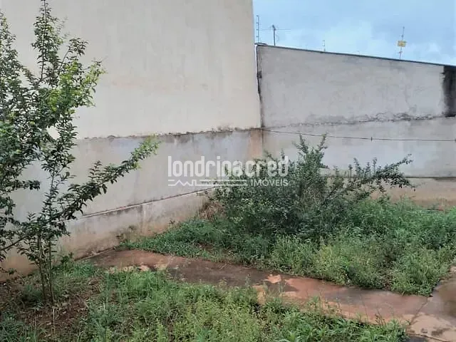 Casa com 250m² 3 quartos e 2 banheiros, à venda, no bairro Jardim Colúmbia D em Londrina
