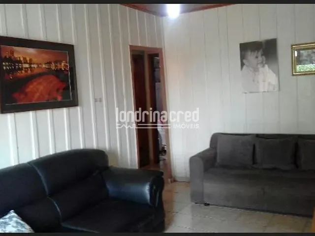 Casa 3 quartos e 1 banheiro, à venda, no bairro Califórnia em Londrina