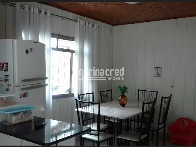 Casa 3 quartos e 1 banheiro, à venda, no bairro Califórnia em Londrina