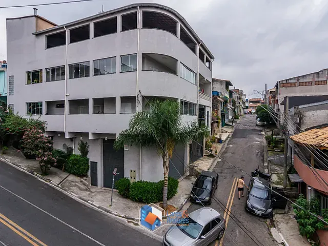 Casa com 294m² 2 quartos e 2 banheiros, à venda, no bairro Santa Maria em Osasco