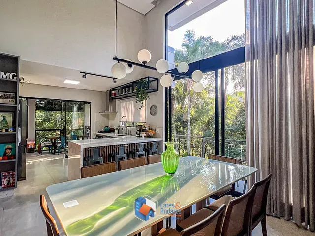 Casa com 1000m² 3 quartos e 3 banheiros, à venda, no bairro Cumbari em Mairiporã