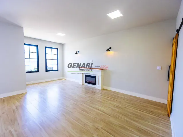 Casa com 300m² 3 quartos e 5 banheiros, à venda, no bairro Jardim Residencial Dona Maria Candida em Indaiatuba