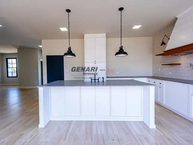 Casa com 300m² 3 quartos e 5 banheiros, à venda, no bairro Jardim Residencial Dona Maria Candida em Indaiatuba