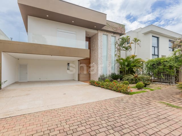 Casa com 420m² 4 quartos e 6 banheiros, à venda, no bairro Alphaville em Santana de Parnaíba