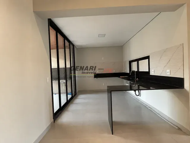 Casa com 240m² 3 quartos e 4 banheiros, à venda, no bairro Jardim Bréscia em Indaiatuba