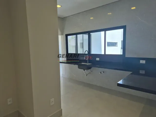 Casa com 300m² 3 quartos e 3 banheiros, à venda, no bairro Residencial Milano em Indaiatuba