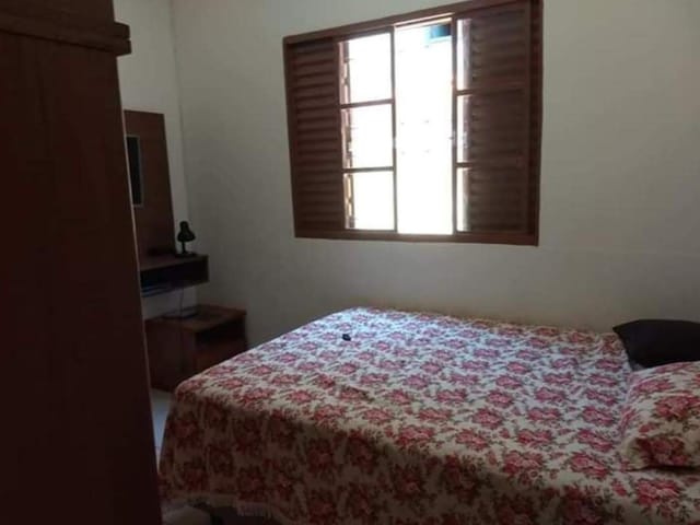 Casa com 200m² 3 quartos e 2 banheiros, à venda, no bairro Jardim Rosely em Pindamonhangaba