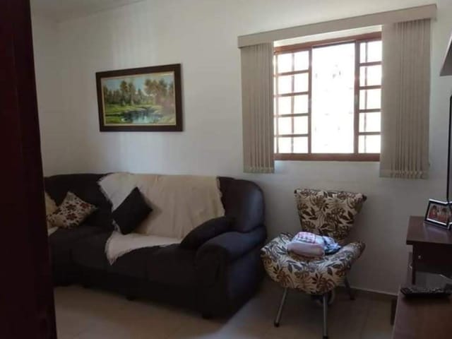 Casa com 200m² 3 quartos e 2 banheiros, à venda, no bairro Jardim Rosely em Pindamonhangaba