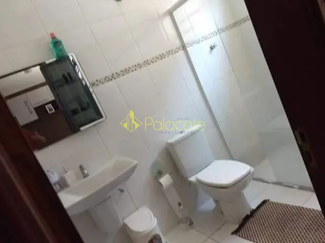 Casa com 200m² 3 quartos e 2 banheiros, à venda, no bairro Jardim Rosely em Pindamonhangaba