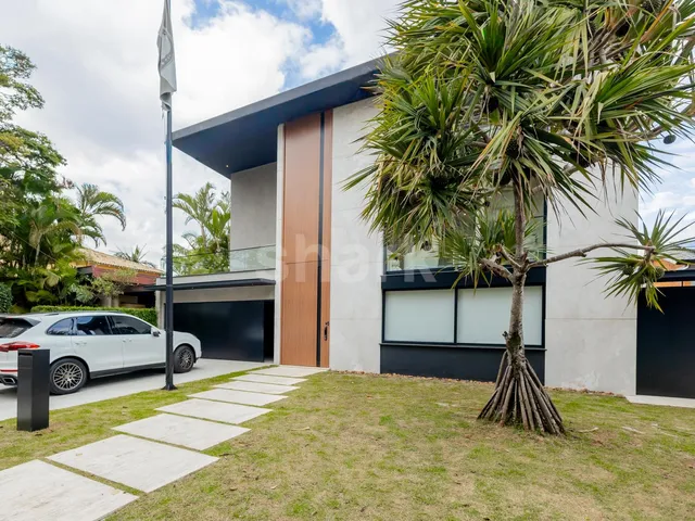 Casa com 563m² 4 quartos e 7 banheiros, à venda ou para alugar, no bairro Alphaville Residencial Dois em Barueri