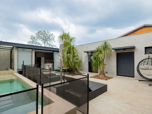 Casa com 563m² 4 quartos e 7 banheiros, à venda ou para alugar, no bairro Alphaville Residencial Dois em Barueri
