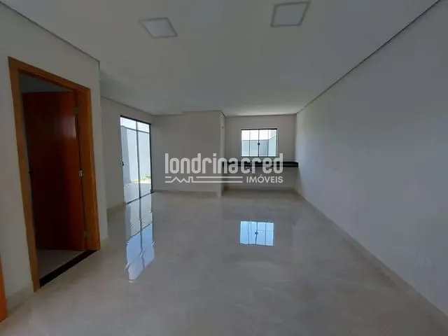 Casa com 133m² 3 quartos e 2 banheiros, à venda, no bairro Jardim Portal dos Pioneiros em Londrina