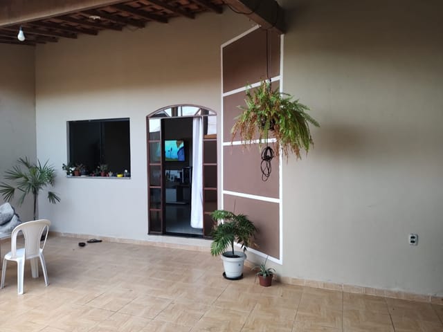 Casa com 200m² 3 quartos e 2 banheiros, à venda, no bairro Loteamento Residencial e Comercial Araguaia em Pindamonhangaba