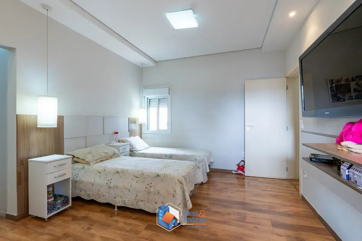 Casa, 7 quartos, 600 m² - Foto 19