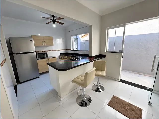 Casa com 360m² 4 quartos e 3 banheiros, à venda, no bairro Vila Avaí em Indaiatuba
