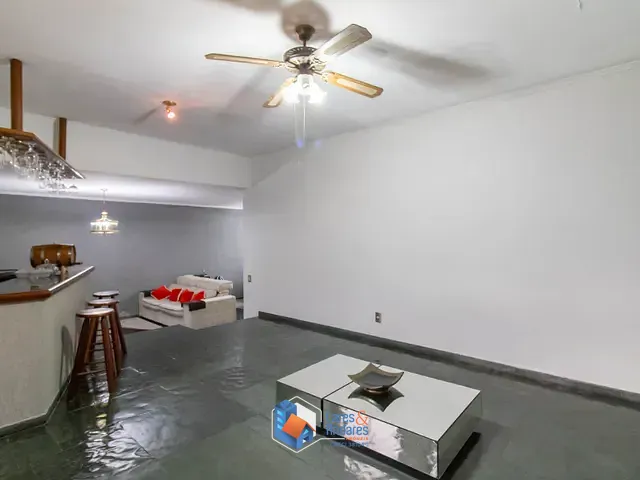 Casa com 300m² 3 quartos e 2 banheiros, à venda, no bairro Vila Rosália em Guarulhos