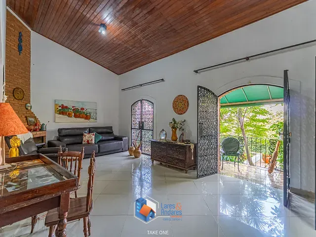 Casa com 350m² 3 quartos e 5 banheiros, à venda, no bairro Jardim Chapadão em Campinas