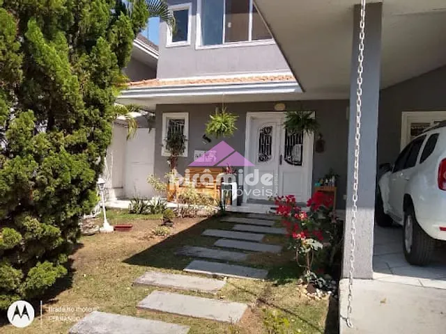 Casa com 250m² 4 quartos e 5 banheiros, à venda, no bairro Urbanova em São José dos Campos