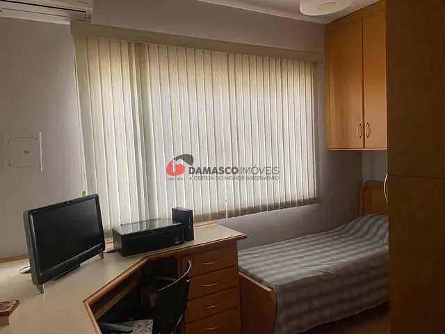 Casa 4 quartos e 3 banheiros, à venda, no bairro Santa Paula em São Caetano do Sul
