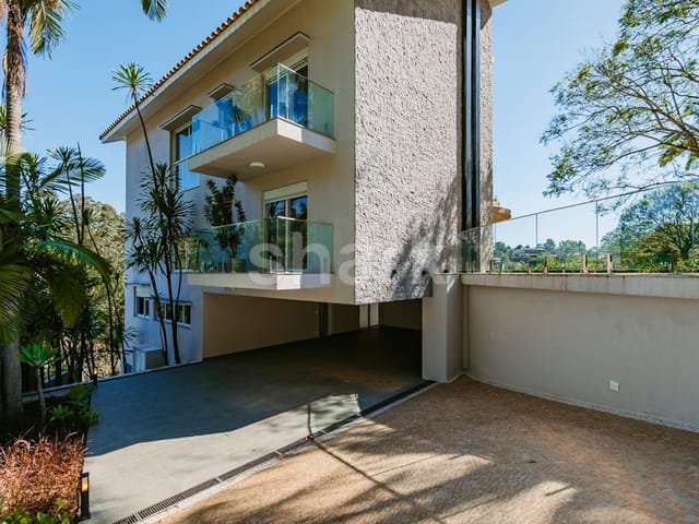 Casa com 1500m² 4 quartos e 6 banheiros, à venda, no bairro Residencial Tamboré em Barueri