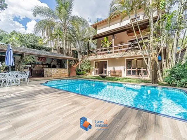 Casa com 602m² 4 quartos e 6 banheiros, à venda, no bairro Transurb em Itapevi