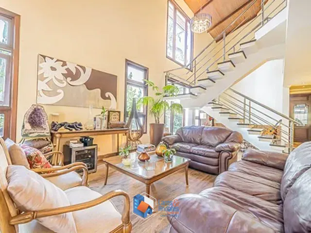 Casa com 602m² 4 quartos e 6 banheiros, à venda, no bairro Transurb em Itapevi