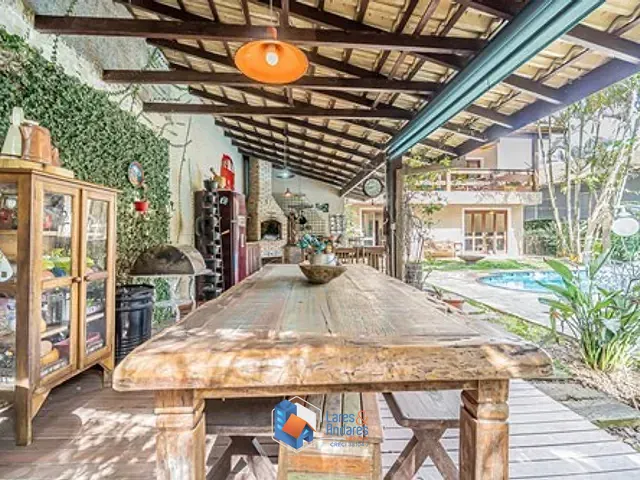 Casa com 602m² 4 quartos e 6 banheiros, à venda, no bairro Transurb em Itapevi