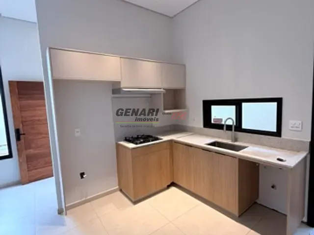Casa com 150m² 2 quartos e 2 banheiros, à venda, no bairro Jardim Bom Sucesso em Indaiatuba