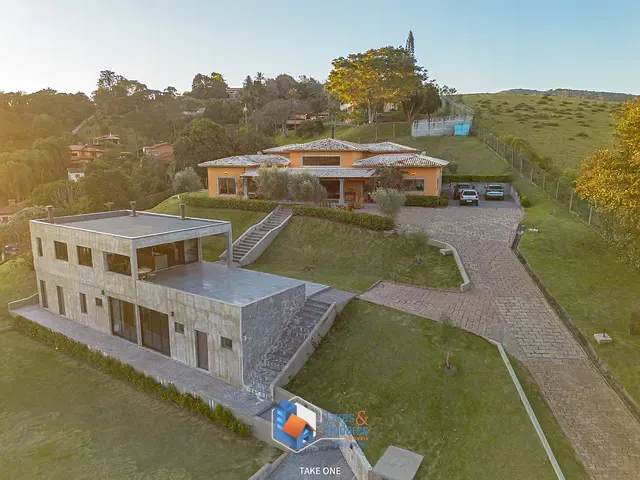 Casa com 5327m² 4 quartos e 8 banheiros, à venda, no bairro Condomínio Itaembu em Itatiba