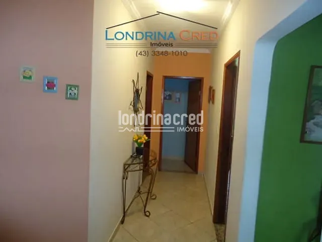 Casa com 257m², à venda, no bairro Lago Juliana em Londrina