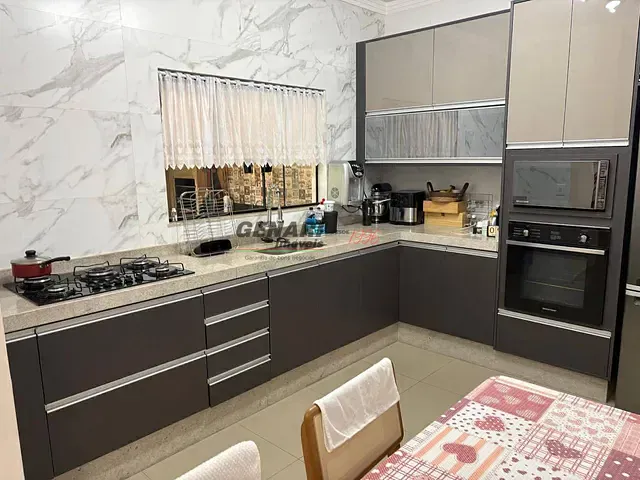 Casa com 150m² 3 quartos e 2 banheiros, à venda, no bairro Jardim das Maritacas em Indaiatuba