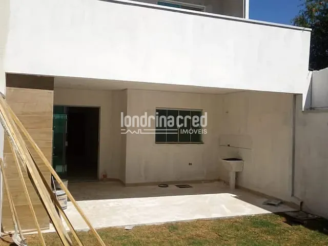 Casa com 150m² 3 quartos e 4 banheiros, à venda, no bairro Gávea em Londrina