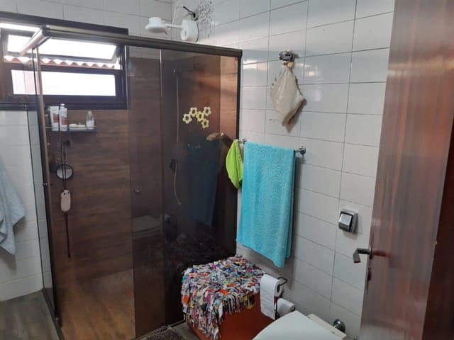 Casa com 1050m² 4 quartos e 4 banheiros, à venda, no bairro Socorro em Pindamonhangaba