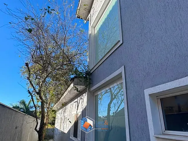 Casa com 453m² 5 quartos e 5 banheiros, à venda, no bairro Morada dos Pássaros em Barueri