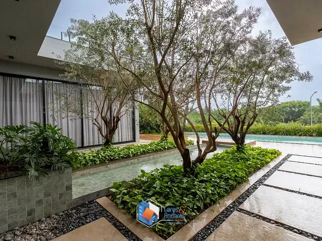 Casa com 1559m² 3 quartos e 6 banheiros, à venda, no bairro Residencial Fazenda Santa Maria em Cravinhos