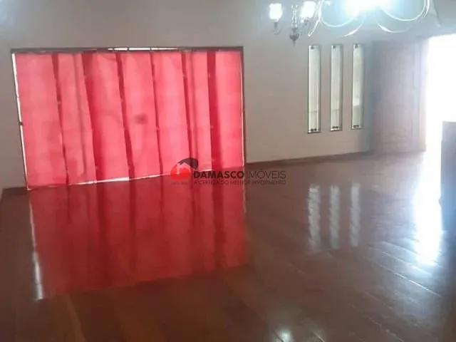 Casa com 296m² 4 quartos e 5 banheiros, à venda, no bairro Santa Maria em São Caetano do Sul
