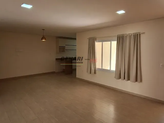Sobrado com 200m² 3 quartos e 4 banheiros, à venda, no bairro Jardim Bréscia em Indaiatuba