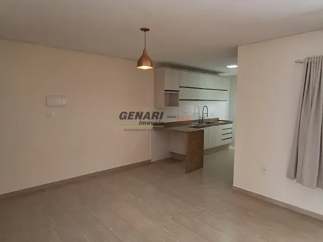 Sobrado com 200m² 3 quartos e 4 banheiros, à venda, no bairro Jardim Bréscia em Indaiatuba