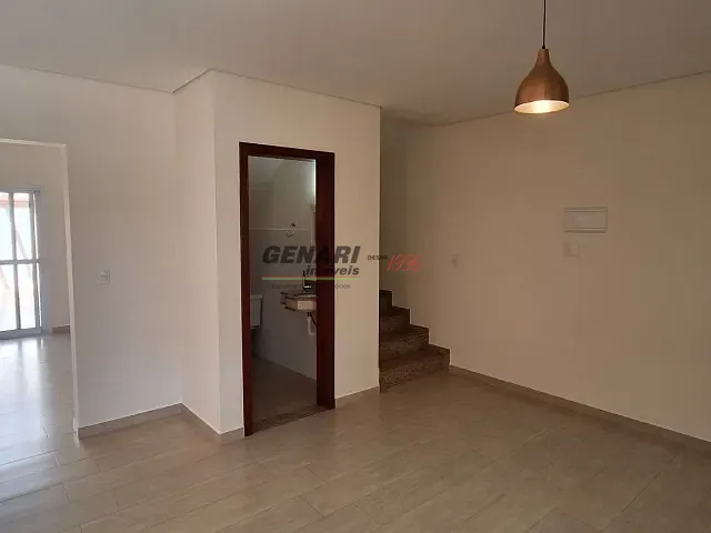 Sobrado com 200m² 3 quartos e 4 banheiros, à venda, no bairro Jardim Bréscia em Indaiatuba