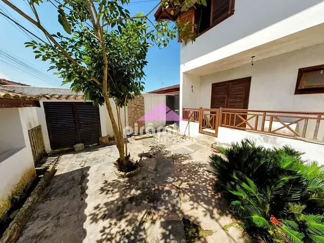 Casa com 521m² 3 quartos e 3 banheiros, à venda, no bairro Capricórnio II em Caraguatatuba