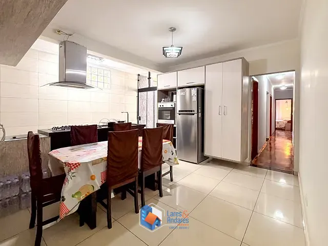 Casa com 150m² 3 quartos e 3 banheiros, à venda, no bairro Vila Nossa Senhora das Vitórias em Mauá