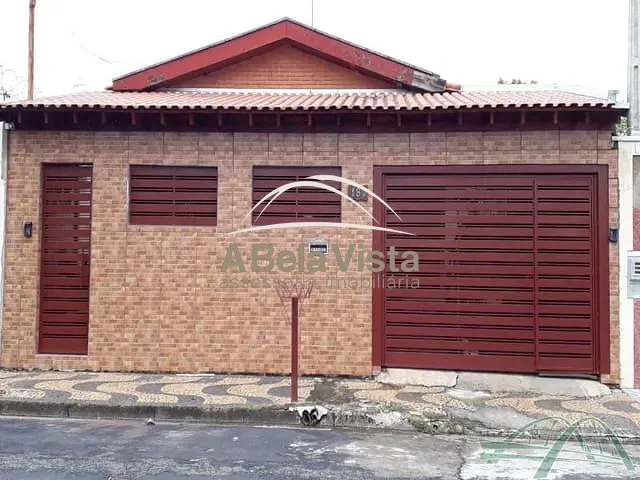 Casa com 300m² 3 quartos e 1 banheiro, à venda, no bairro JD SANTA MARIA em Porto Ferreira