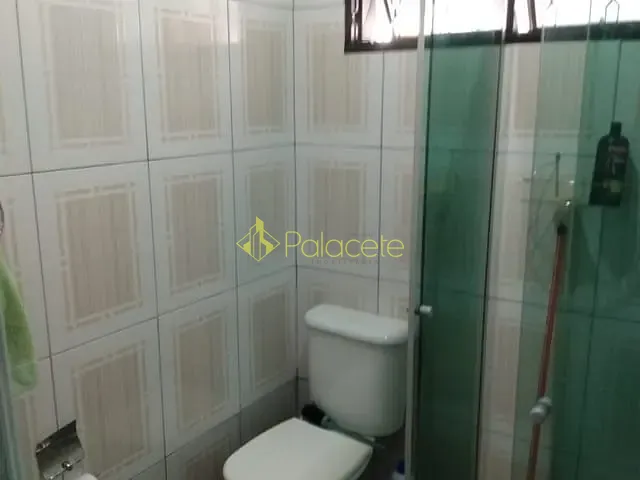 Casa com 250m² 3 quartos e 1 banheiro, à venda, no bairro Crispim em Pindamonhangaba