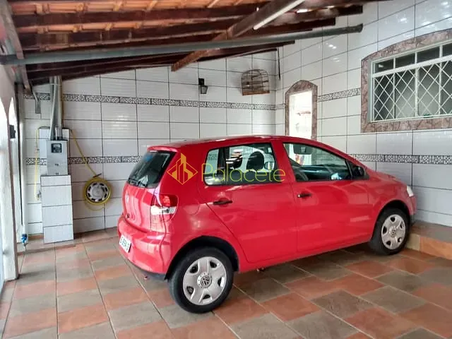 Casa com 250m² 3 quartos e 1 banheiro, à venda, no bairro Crispim em Pindamonhangaba